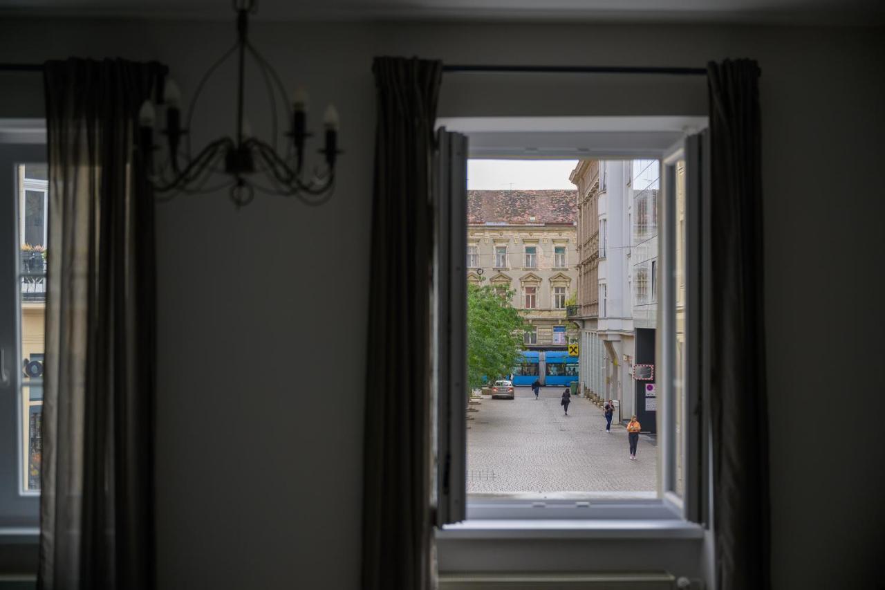 Euro Square Studios Загреб Екстериор снимка