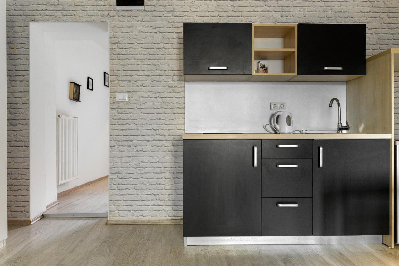 Euro Square Studios Загреб Екстериор снимка